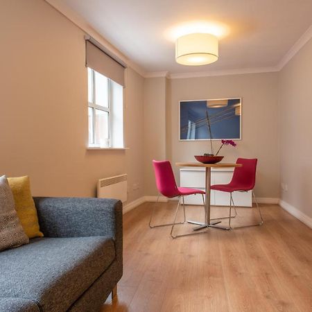 Premier Suites Reading Esterno foto