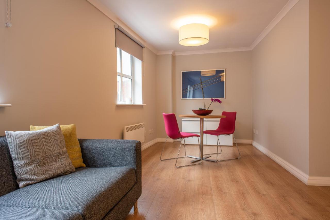Premier Suites Reading Esterno foto