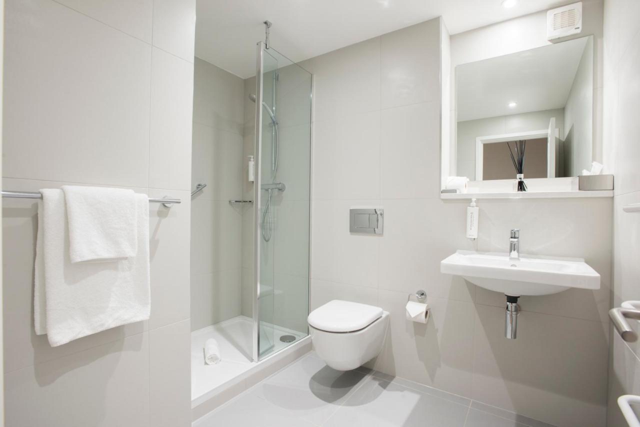 Premier Suites Reading Esterno foto